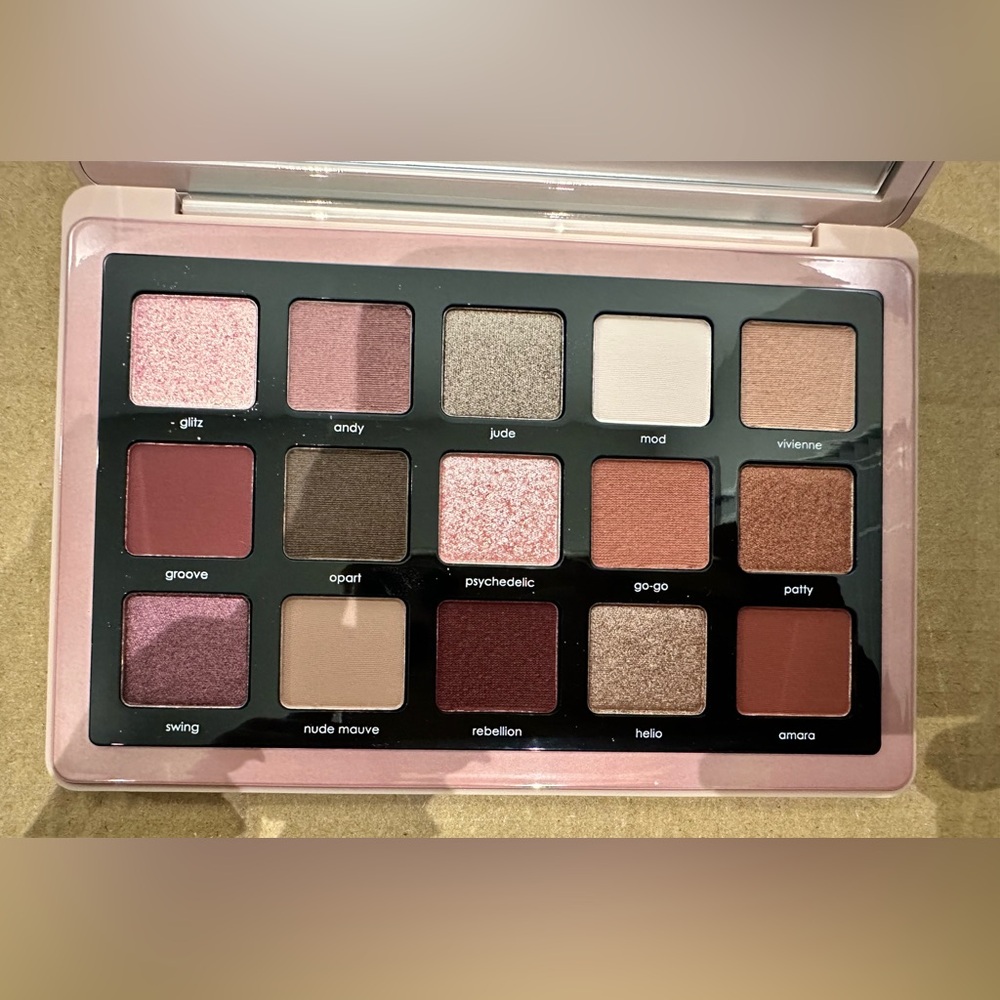 Natasha Denona Retro Palette BNIB - Picture 2 of 2